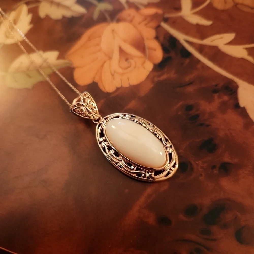 JTV oval cabochon
